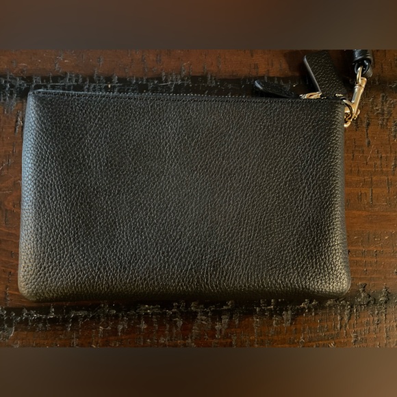 Coach genuine Black grain leather wristlet 7.25” X 4.5” gold hardware ELNC~ - Picture 3 of 12